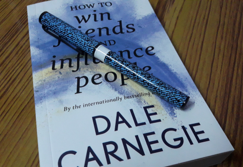 Dale Carnegie book
